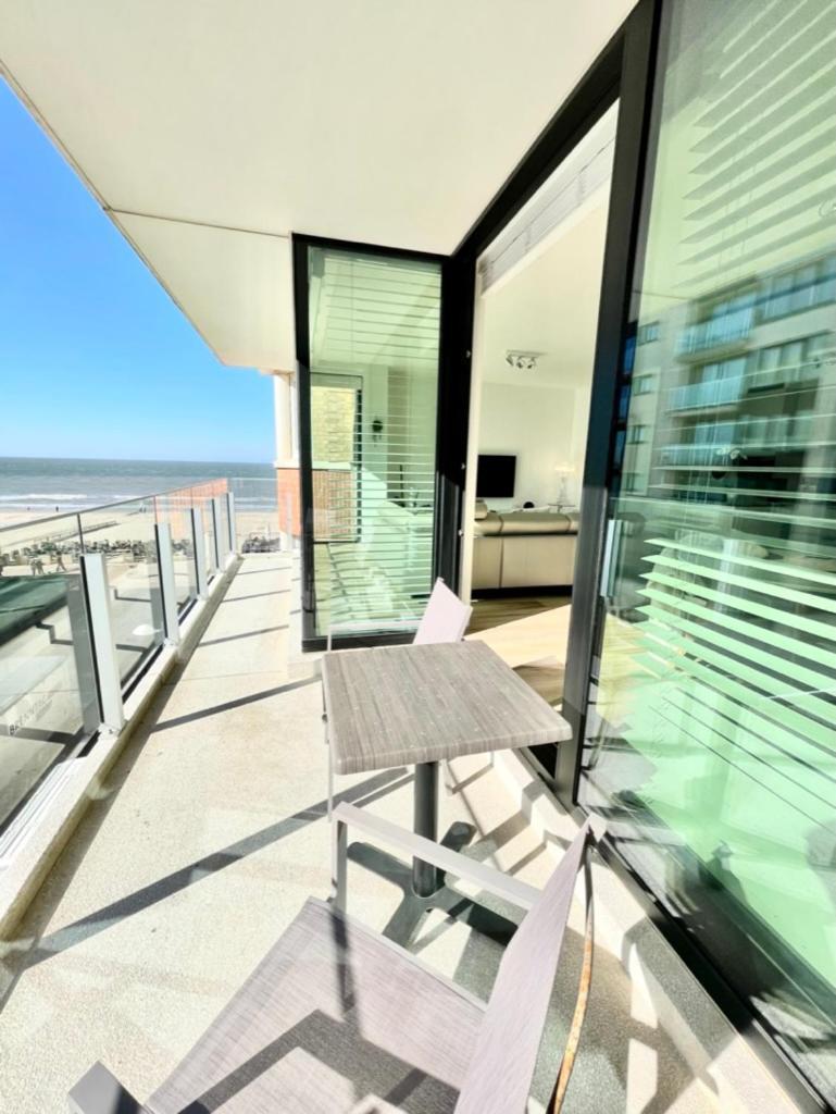 Luxury Suite Koksijde 310 - Adults Only Dış mekan fotoğraf